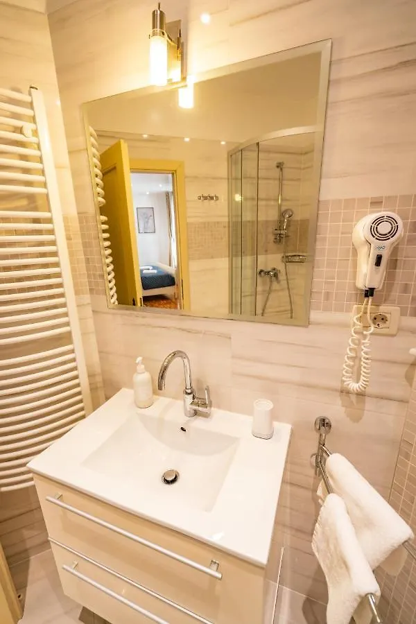 Luxury Rooms Lucija And Luka Split 4*,  Kroatien